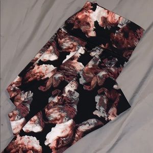 Worn 1 VS Sport Leggings